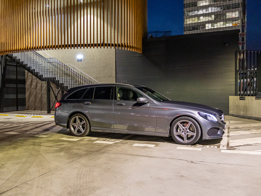 Mercedes-Benz C-Class Combi Gray - Side